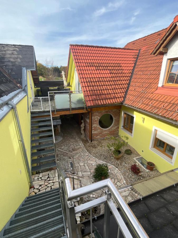 Ferienwohnung Im Thermenland Фюрстенфелд Екстериор снимка